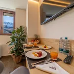 Riserva Bianca Limone & Отель