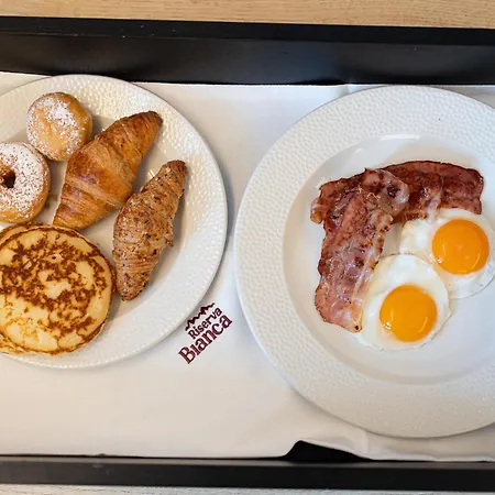 Riserva Bianca Limone & Hotel 4*