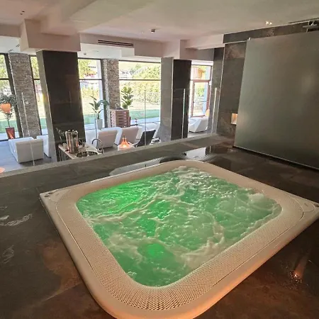 Riserva Bianca Limone & ホテル